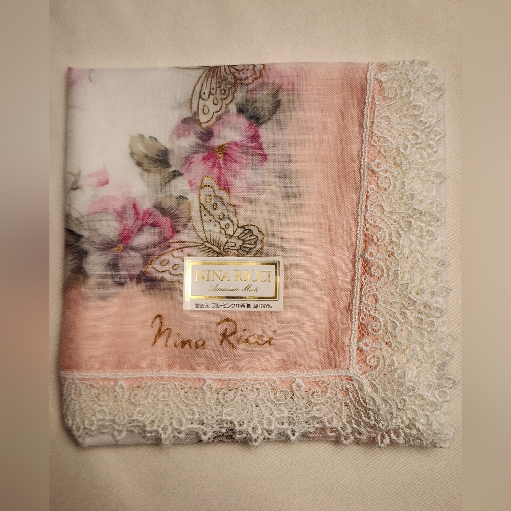 Nina Ricci Pink Floral Lace Handkerchief - NEW WITH STICKER JAPAN Exclusive - Picture 12 of 13